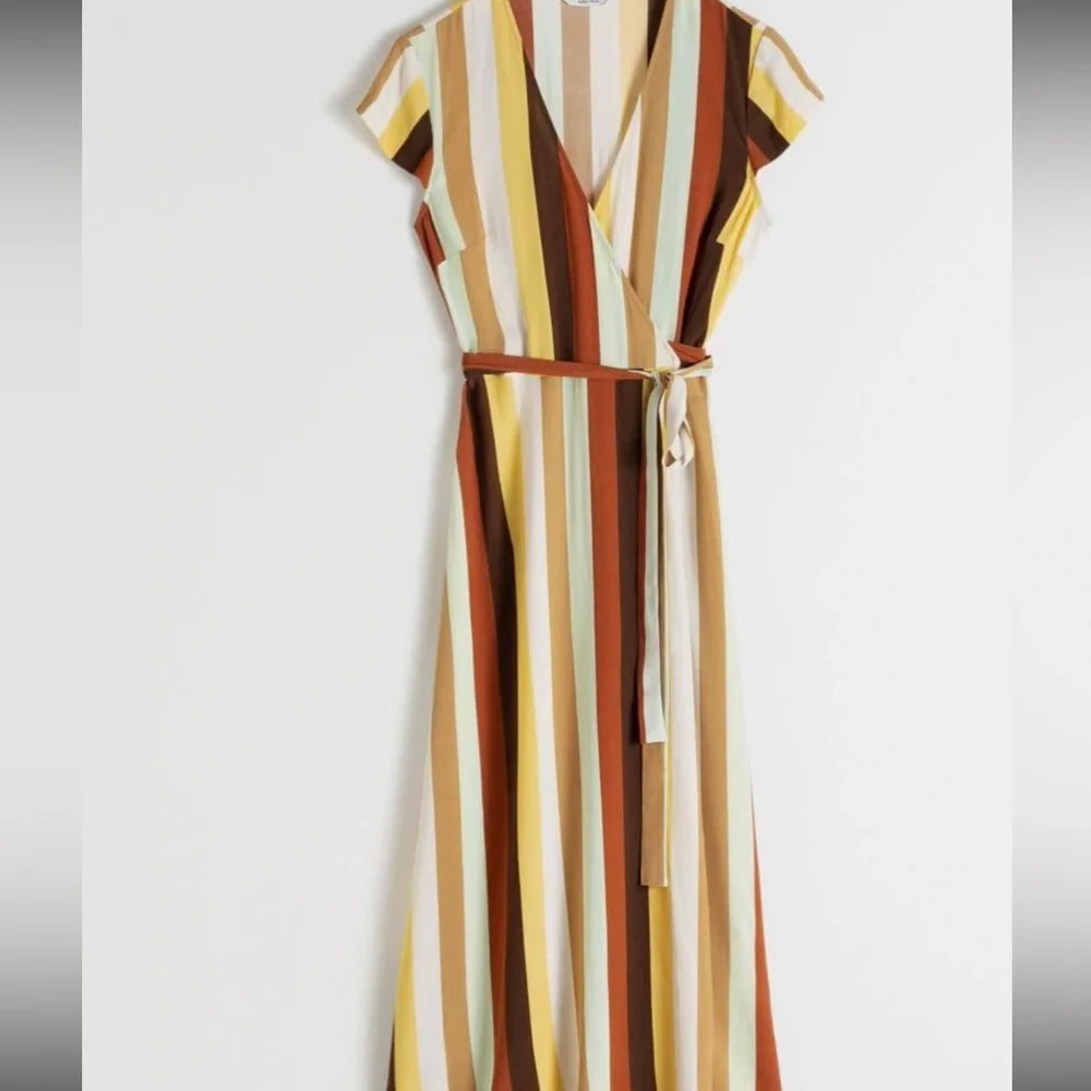 & Other Stories Wrap Dress - Picture 4 of 4